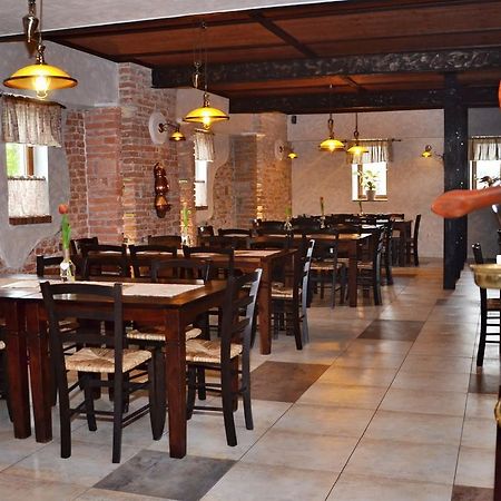 Granarollo Penzion Pizzeria Mlynany Екстериор снимка
